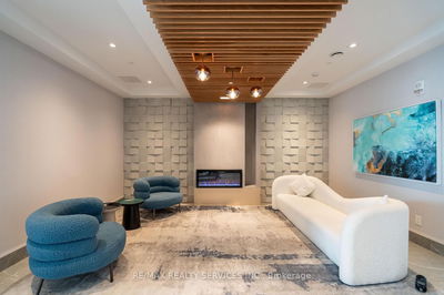 Unit 108 — 56 Lakeside Terr, Barrie - Little Lake image-0-3