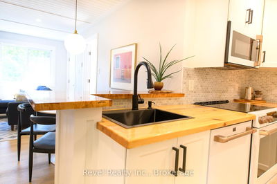 Unit 1 — 15 Dawson Dr, Collingwood - Collingwood image-0-2