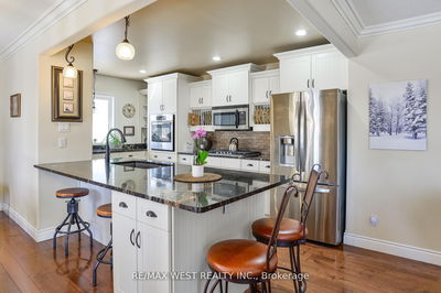 13 Albert St, Springwater - Hillsdale image-0-4