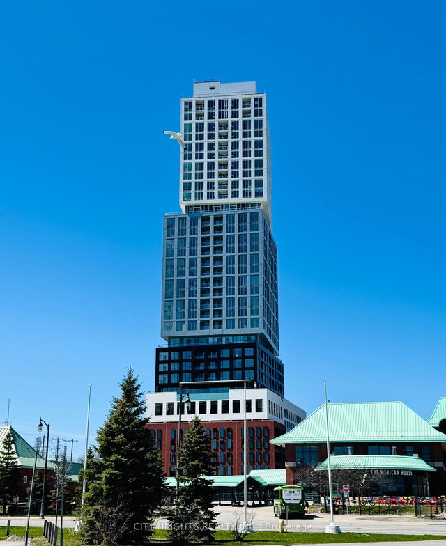 1307 - 39 Mary Street