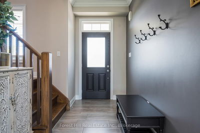 21 Marta Cres, Barrie - Ardagh image-0-3