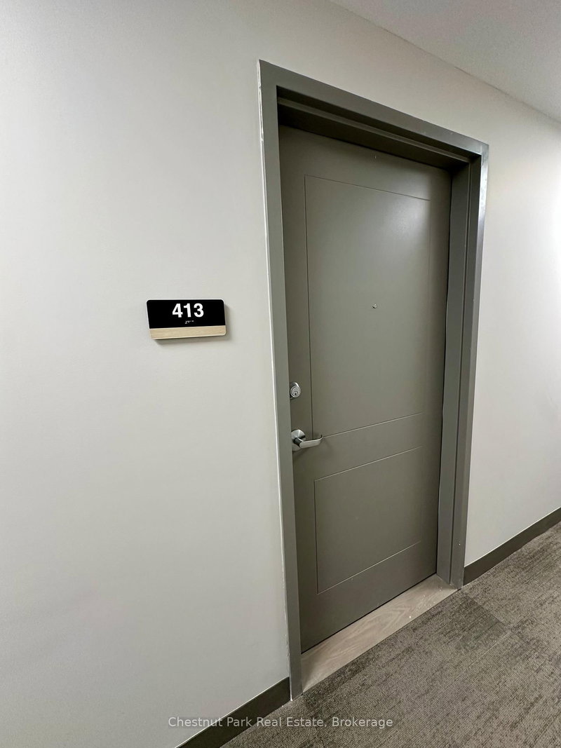 413 - 4 Kimberly Lane, Collingwood, L9Y 5T6 | Image 3