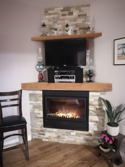 311 John St, Orillia - Orillia image-0-4