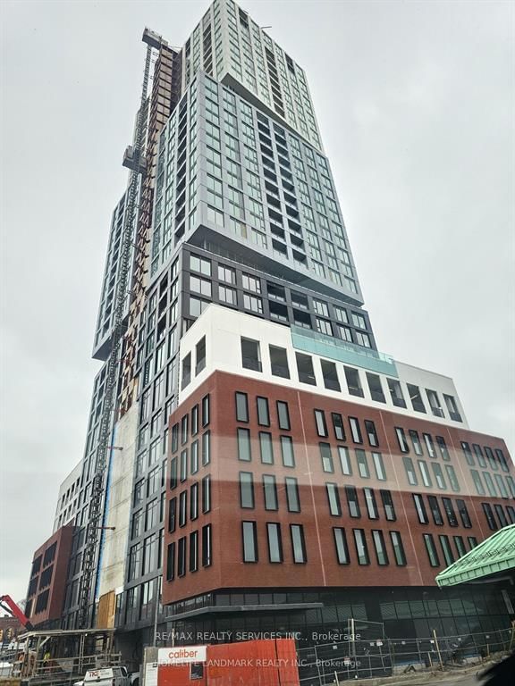 1407 - 39 Mary Street