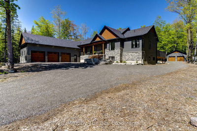95 Spruce St, Tiny - Rural Tiny