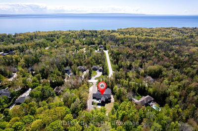 95 Spruce St, Tiny - Rural Tiny image-0-1