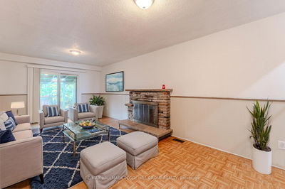 70 Highcroft Rd, Barrie - Allandale Heights image-0-4