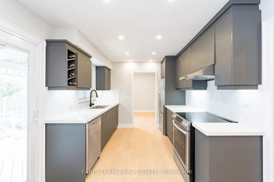 53 Varden Ave, Barrie - Codrington image-0-2