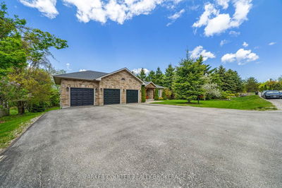 102 Highland Dr, Oro-Medonte - Horseshoe Valley image-0-1