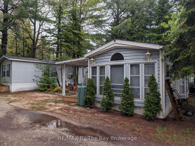210 - 85 Theme Park Drive