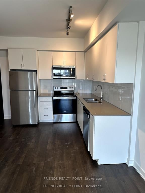 814 - 56 Lakeside Terrace