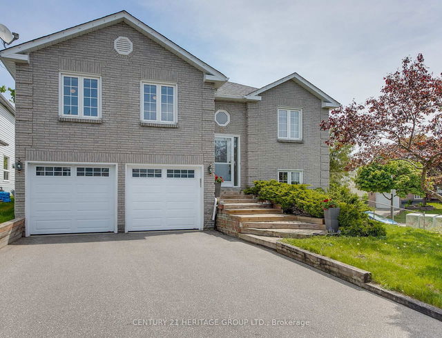 25 Shakespeare Crescent