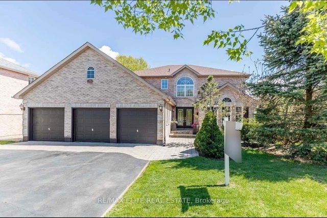 19 Northview Crescent