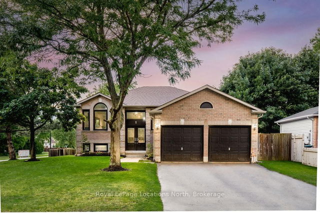 1 TIMBERLAND Crescent