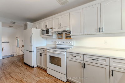 363 West St, Orillia - Orillia image-0-3