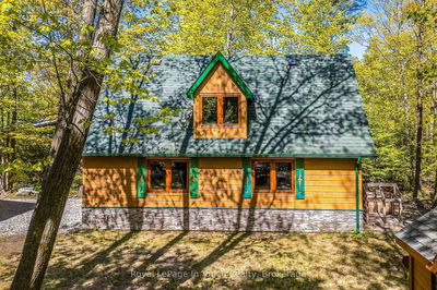 23 Crown Crt, Tiny - Rural Tiny image-0-3