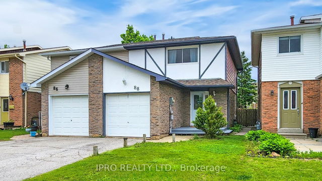 88 Christie Crescent