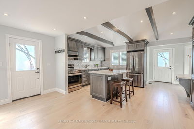 2484 Highway 11, Oro-Medonte - Guthrie image-0-4