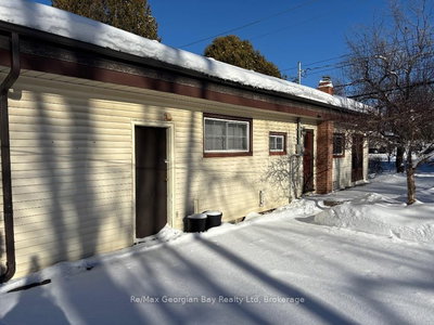 1 GRAY Street, Severn, Ontario image-0-3