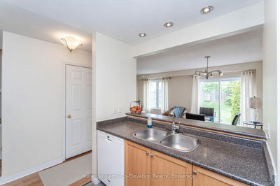 105 Southwinds Cres, Midland - Midland image-0-3