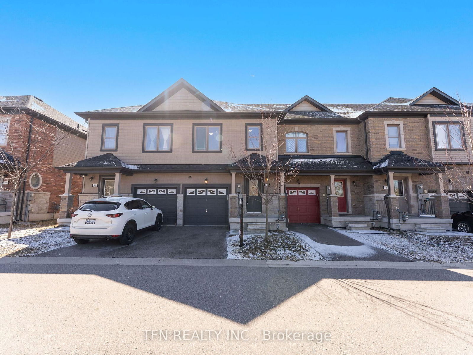 Townhouse for sale at 9 Cygnus Crescent, Barrie, Ardagh, L4M 0K6 - MLS: S12185810