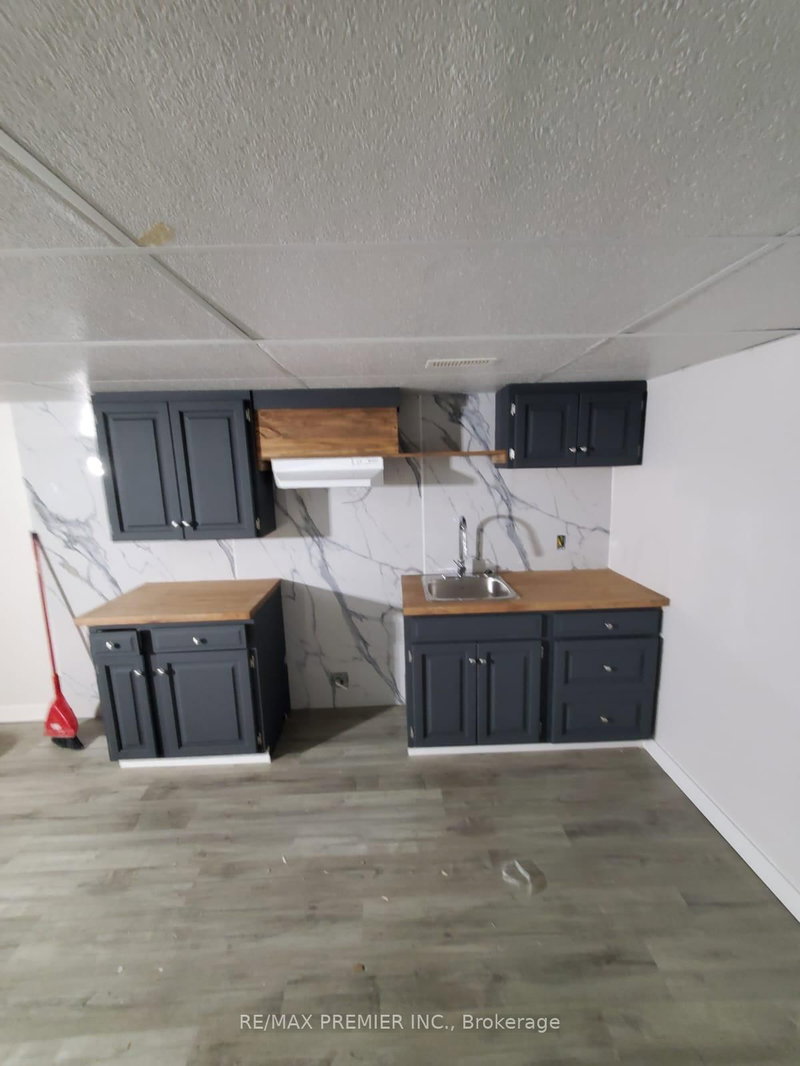 Lower - 177 Isabella Dr, Orillia, L3V 6H2 | Image 3