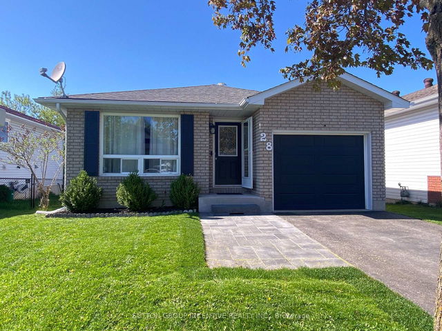 28 Courtney Crescent
