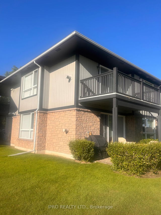 8 - 445 Mariners Way