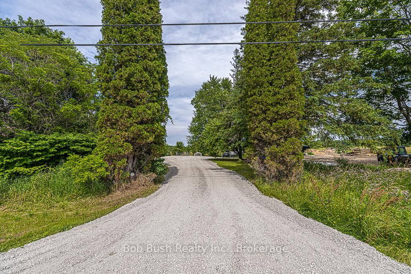2059 Upper Big Chute Rd, Severn, L0K 1E0 | Image 2