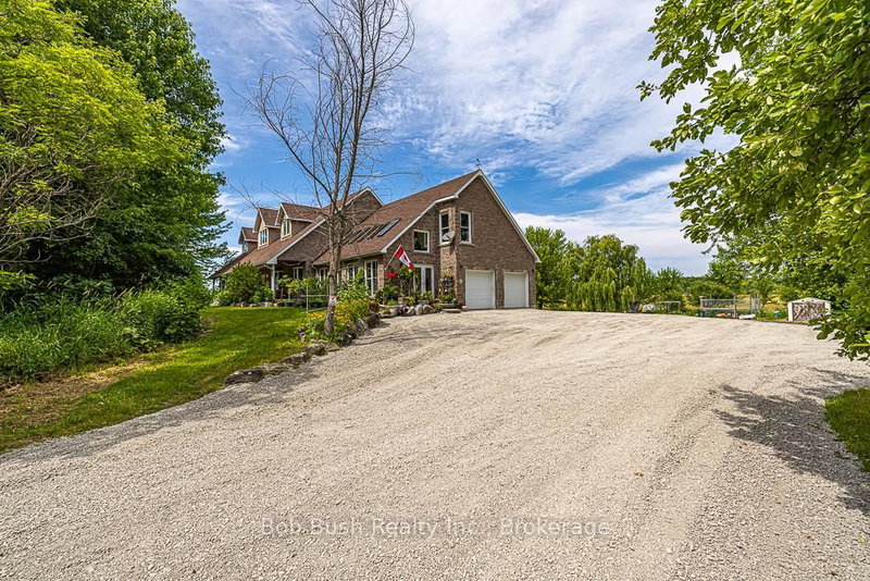 2059 Upper Big Chute Rd, Severn, L0K 1E0 | Image 3