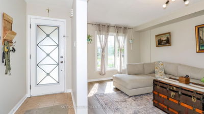 54 Succession Cres, Barrie - Innis-Shore image-0-3