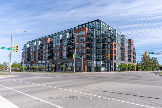 409 - 681 Yonge Street