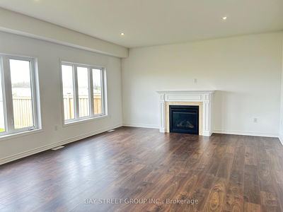 28 Sandhill  Crane Dr, Wasaga Beach - Wasaga Beach image-0-4