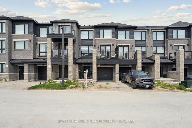 28 Spry Lane