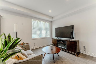 20 Lisa St, Wasaga Beach - Wasaga Beach image-0-3