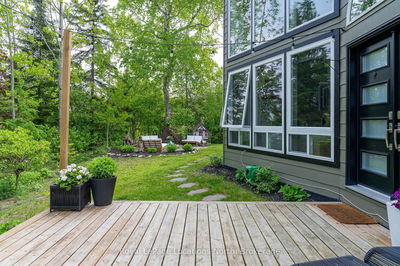 3 Simcoe St, Wasaga Beach - Wasaga Beach image-0-1
