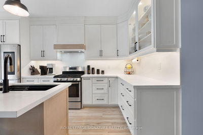 11 Hills Thistle Dr, Wasaga Beach - Wasaga Beach image-0-3