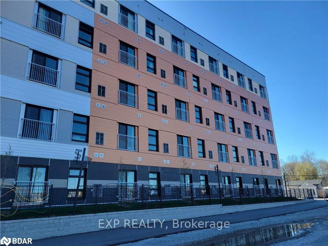 221 - 75 Barrie Road