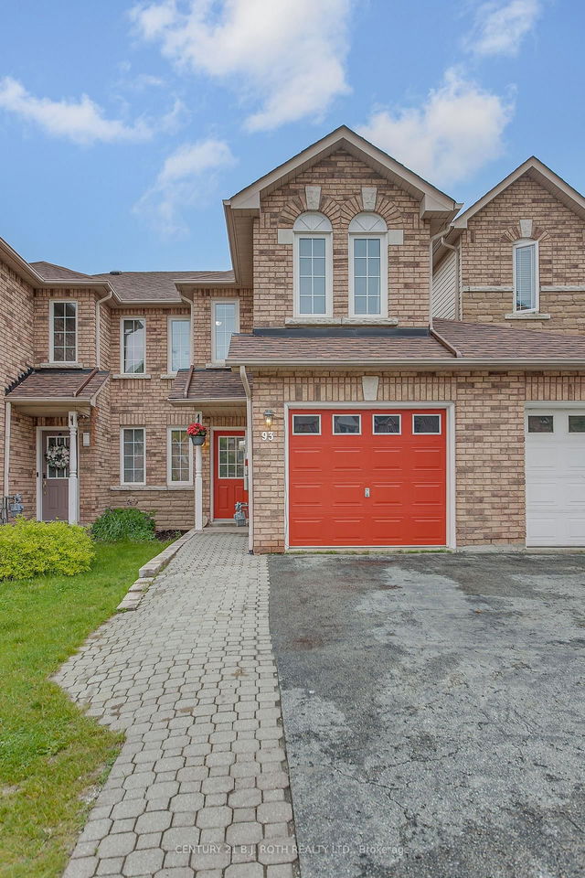 93 Hawthorne Crescent