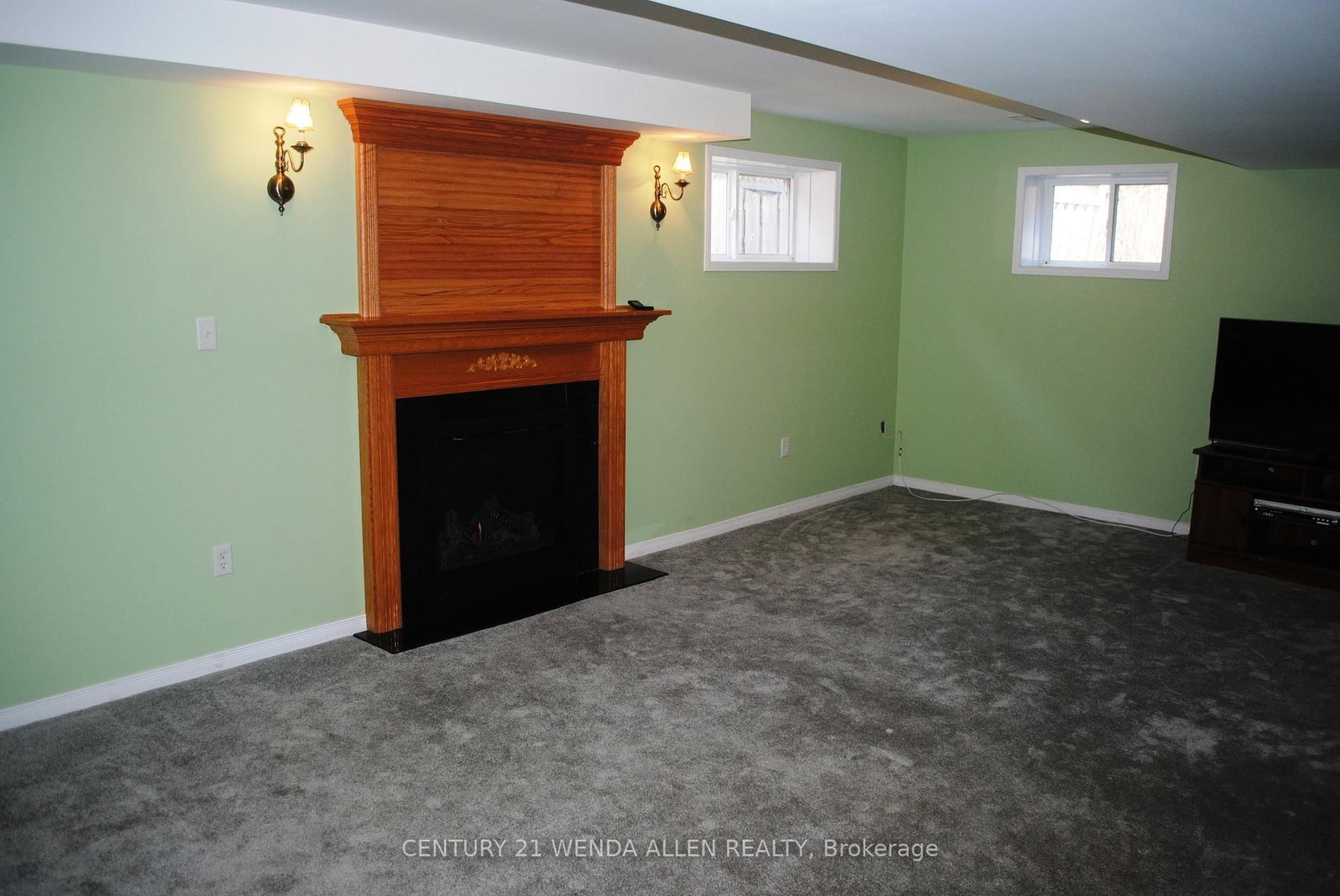 Listing Image 20
