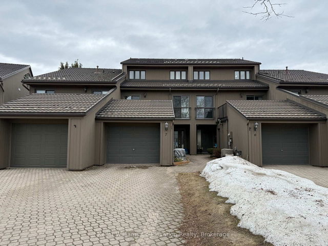 7 - 8 Beck Boulevard