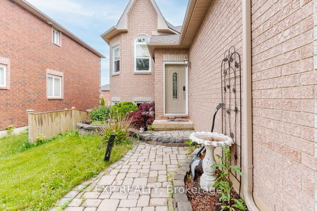 Upper - 74 Shalom Way