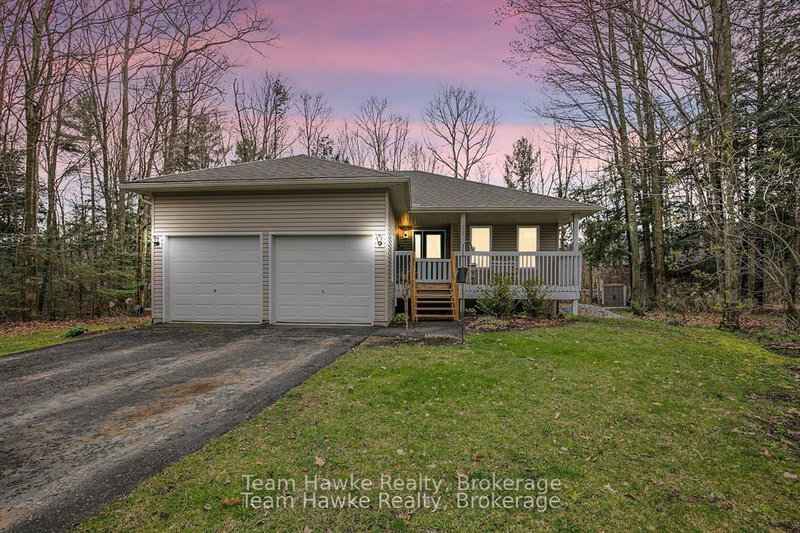 22 LAURIER Blvd, Tiny, L9M 0J2 | Image 2