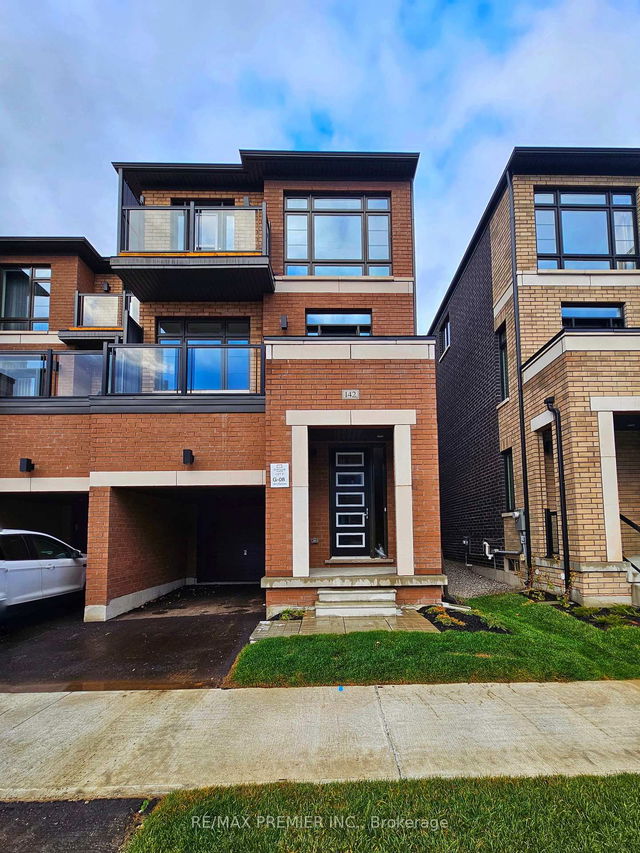 142 Turnberry Lane