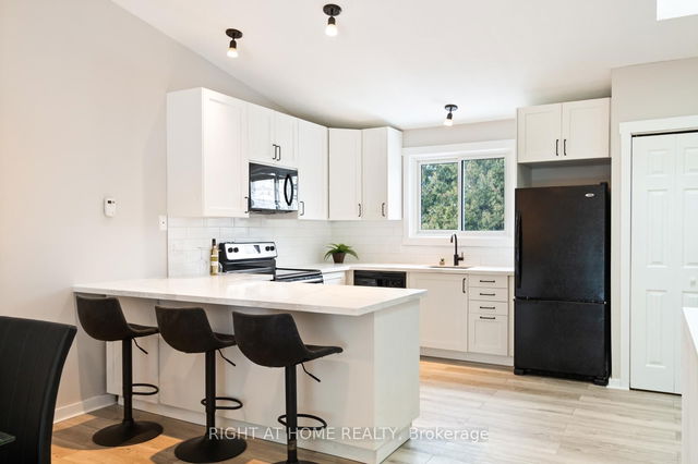 403 - 12 Dawson Drive