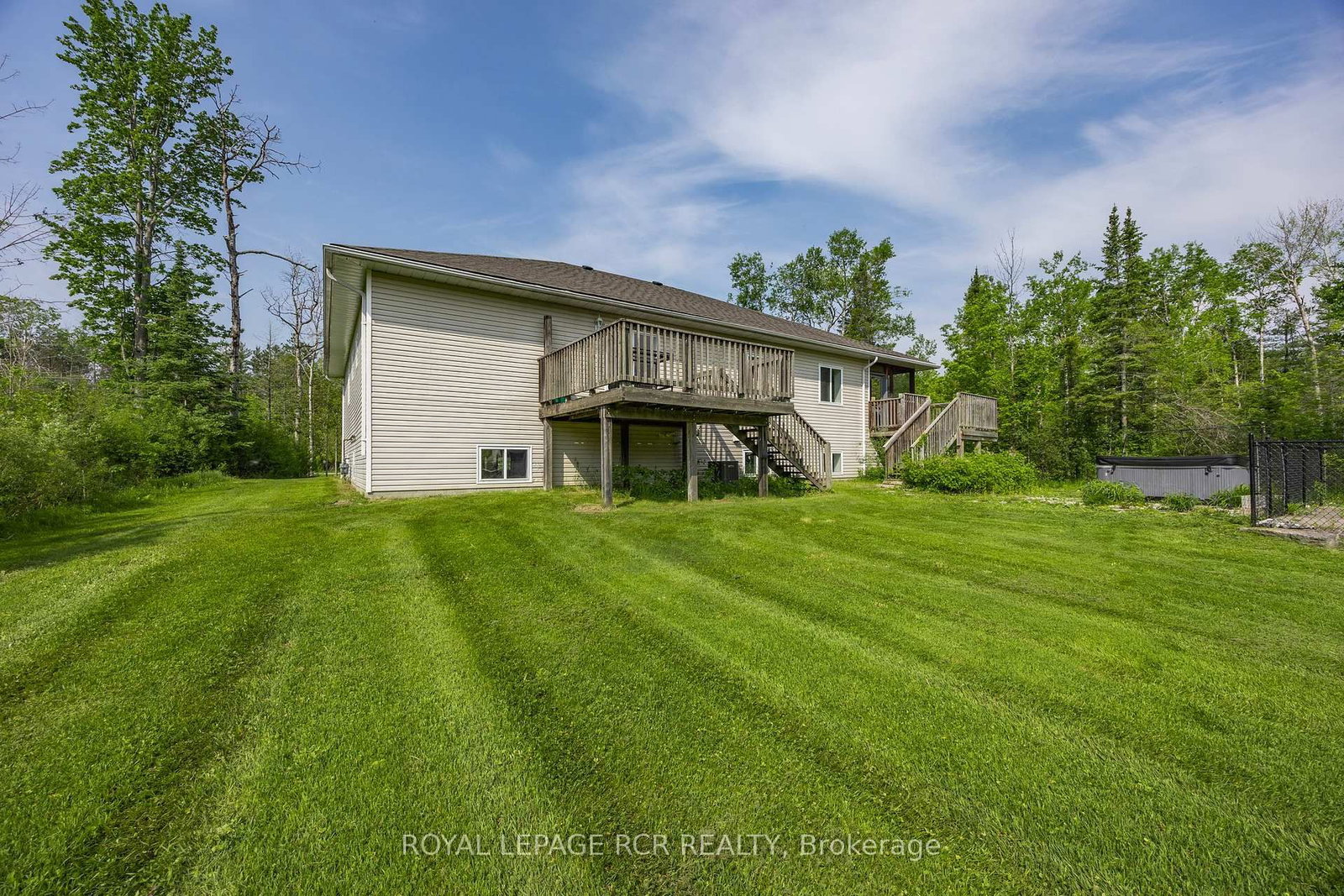 Listing Image 45