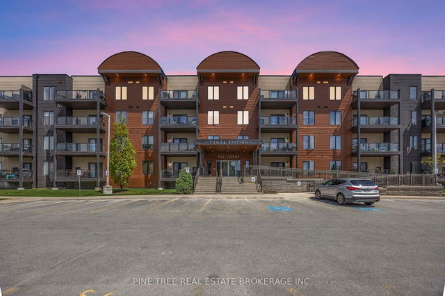 205 - 720 Yonge Street