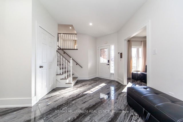 Upper - 24 Jessica Drive