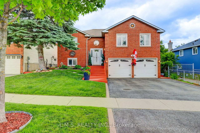 90 Shakespeare Crescent