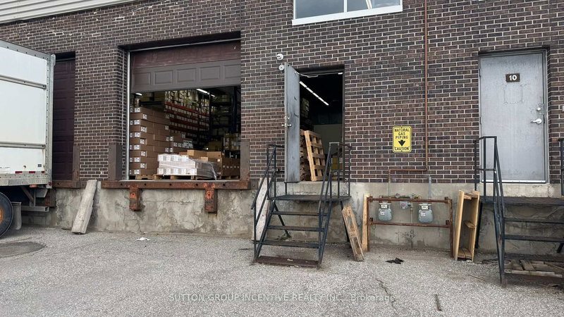 8/9 - 18 Alliance Blvd, Barrie, L4M 5A5 | Image 3